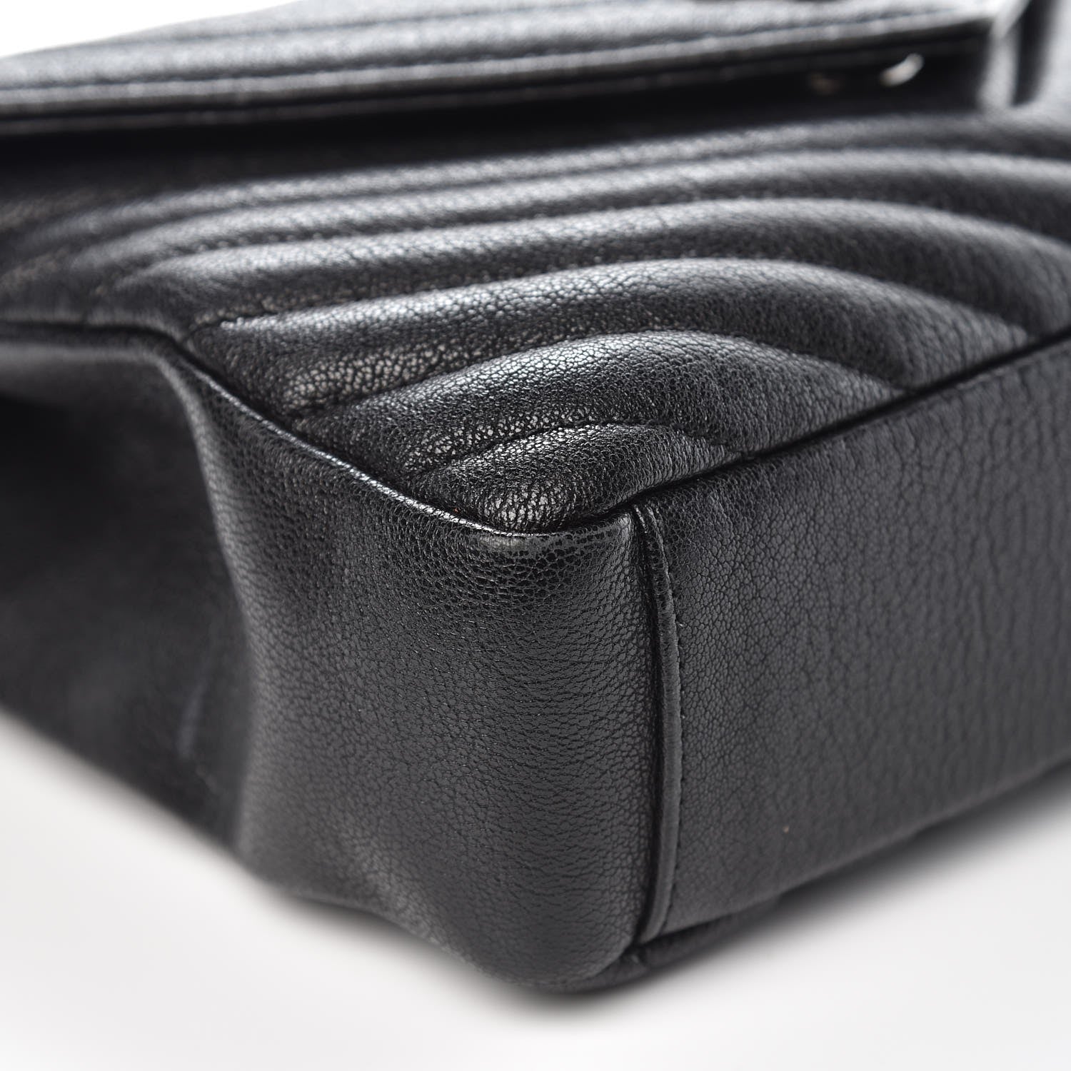 Saint Laurent Sheepskin Matelasse Chevron Monogram Medium College Bag Black 8 of 10