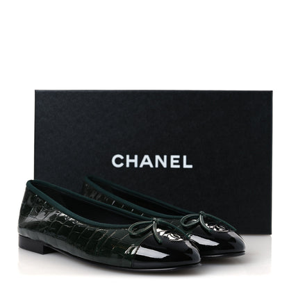 Chanel Crocodile Embossed Patent Calfskin Cap Toe CC Ballerina Flats 37.5 Dark Green Black 11 of 11