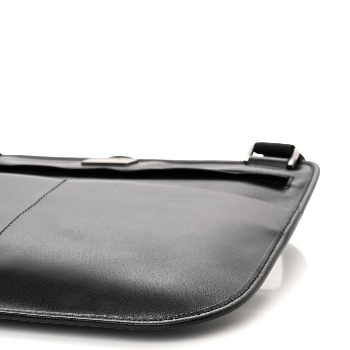 Pebbled Calfskin Medium Soho Messenger Bag Black