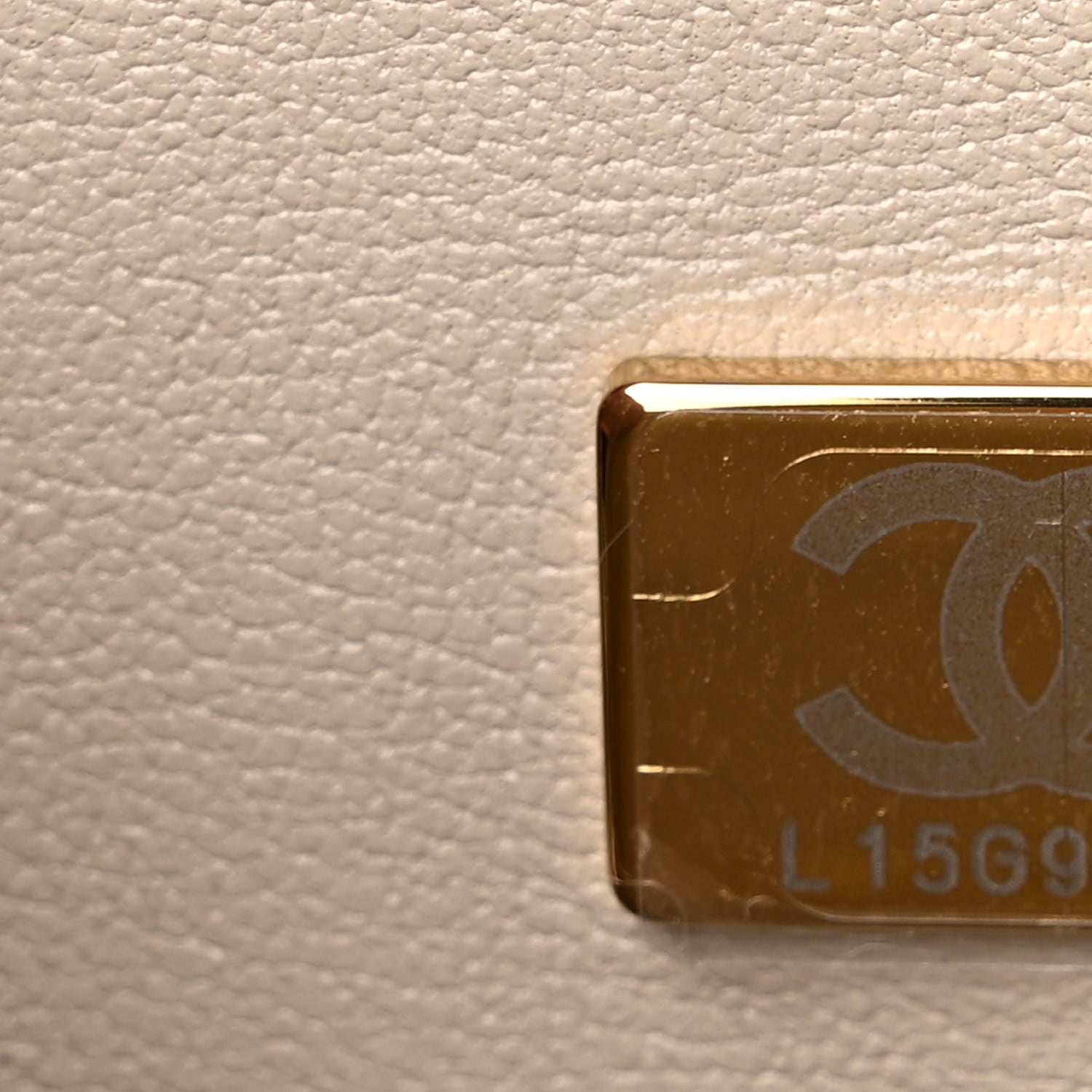 Chanel Metallic Lambskin Quilted CC In Love Heart Bag Gold 7 of 10