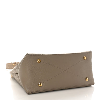 Louis Vuitton Empreinte Maida Hobo Tourterelle 4 of 11