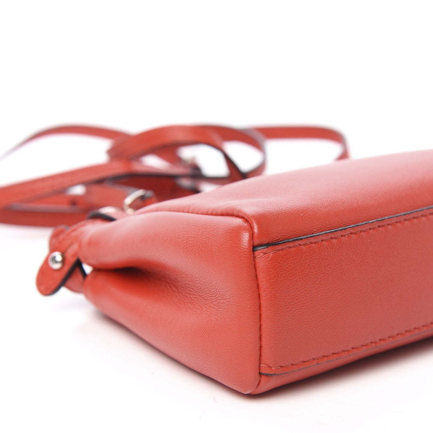Shiny Nappa Micro Peekaboo Iconic Satchel Rosso Pimento