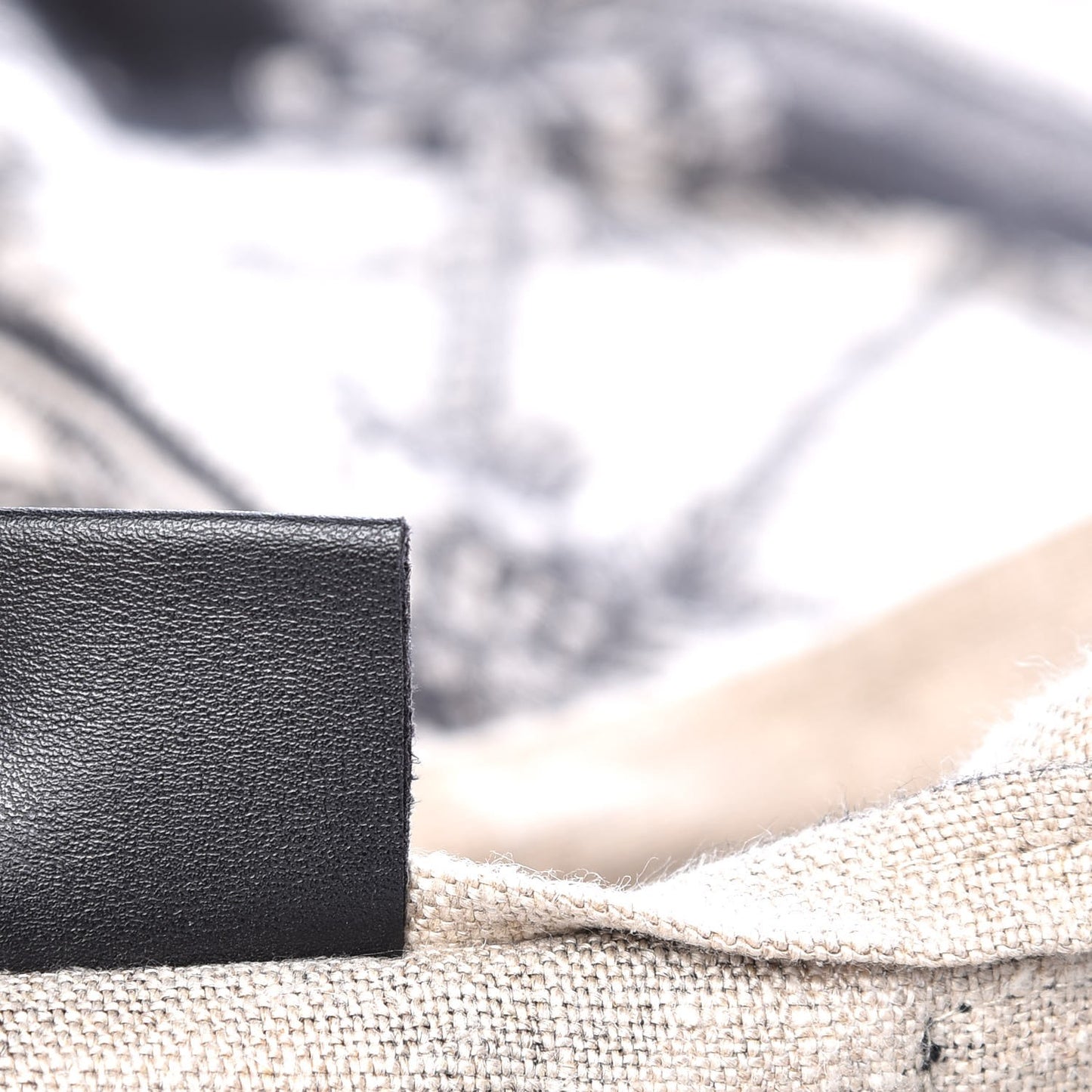 X JAYDE FISH Linen Garden Vertical Tote Black