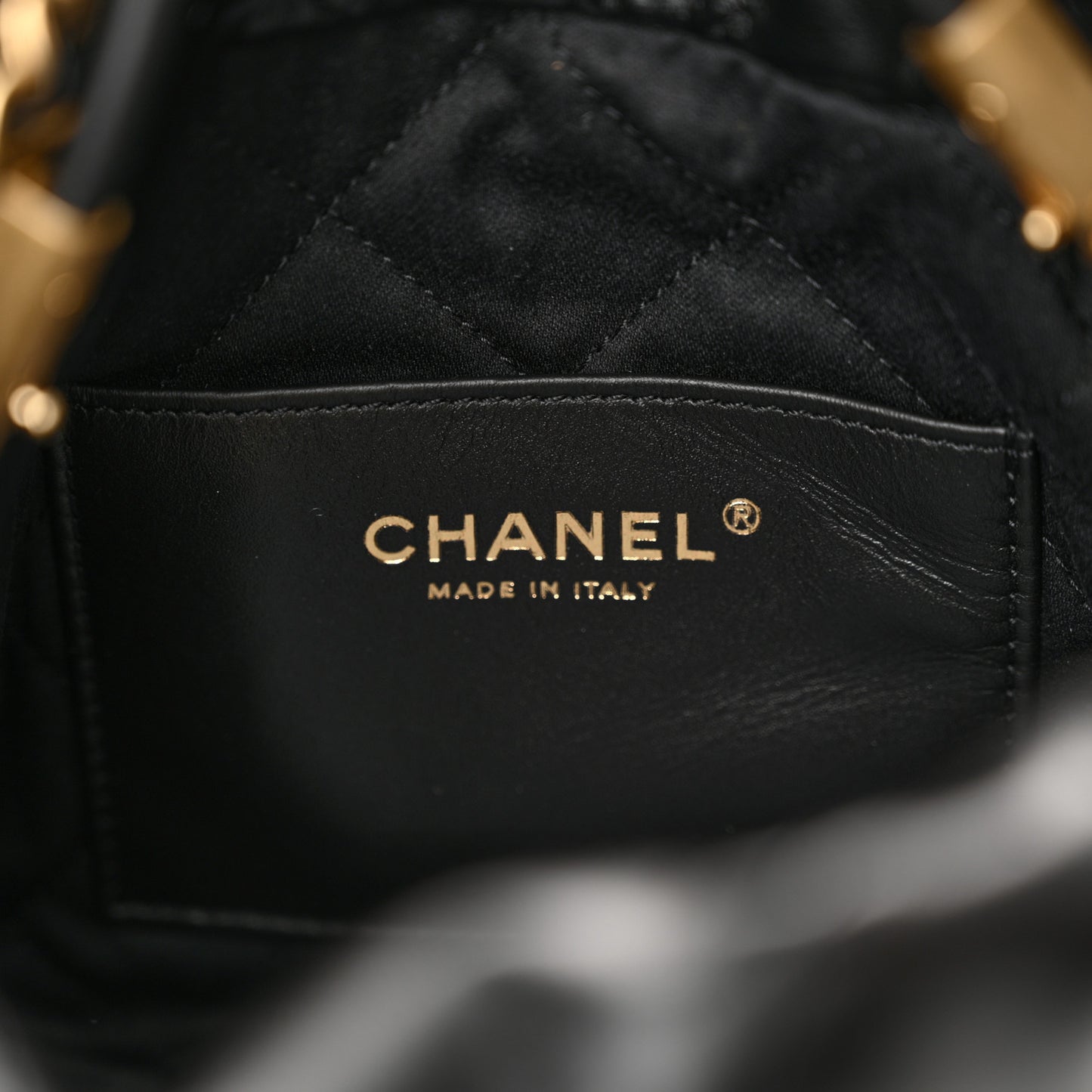 Shiny Calfskin Quilted Mini Chanel 22 Black