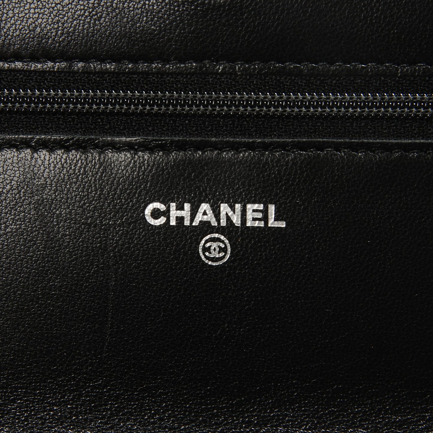 Lambskin Quilted Wallet On Chain WOC Black