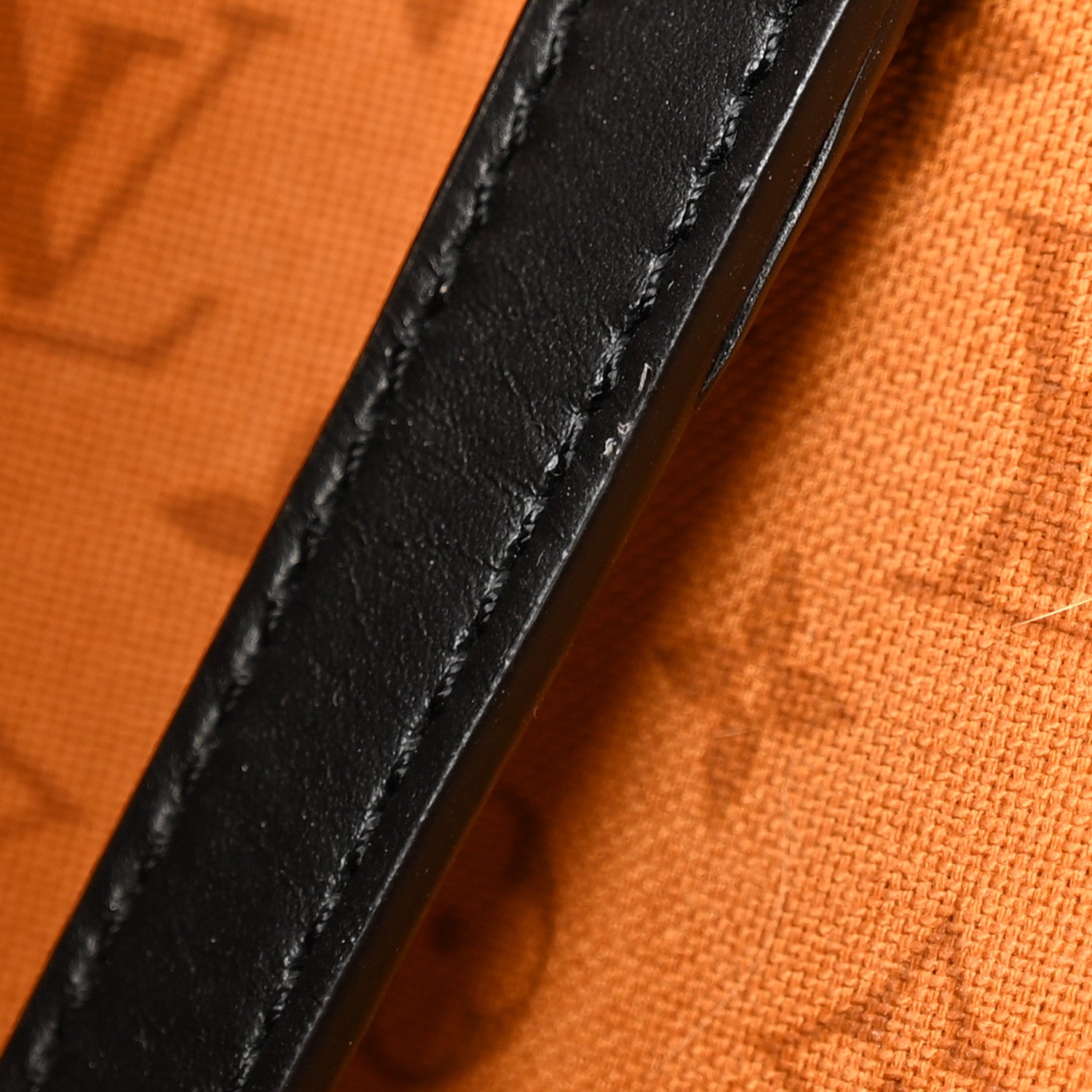 Louis Vuitton Monogram Giant Crafty Onthego GM Crème Caramel 14 of 14