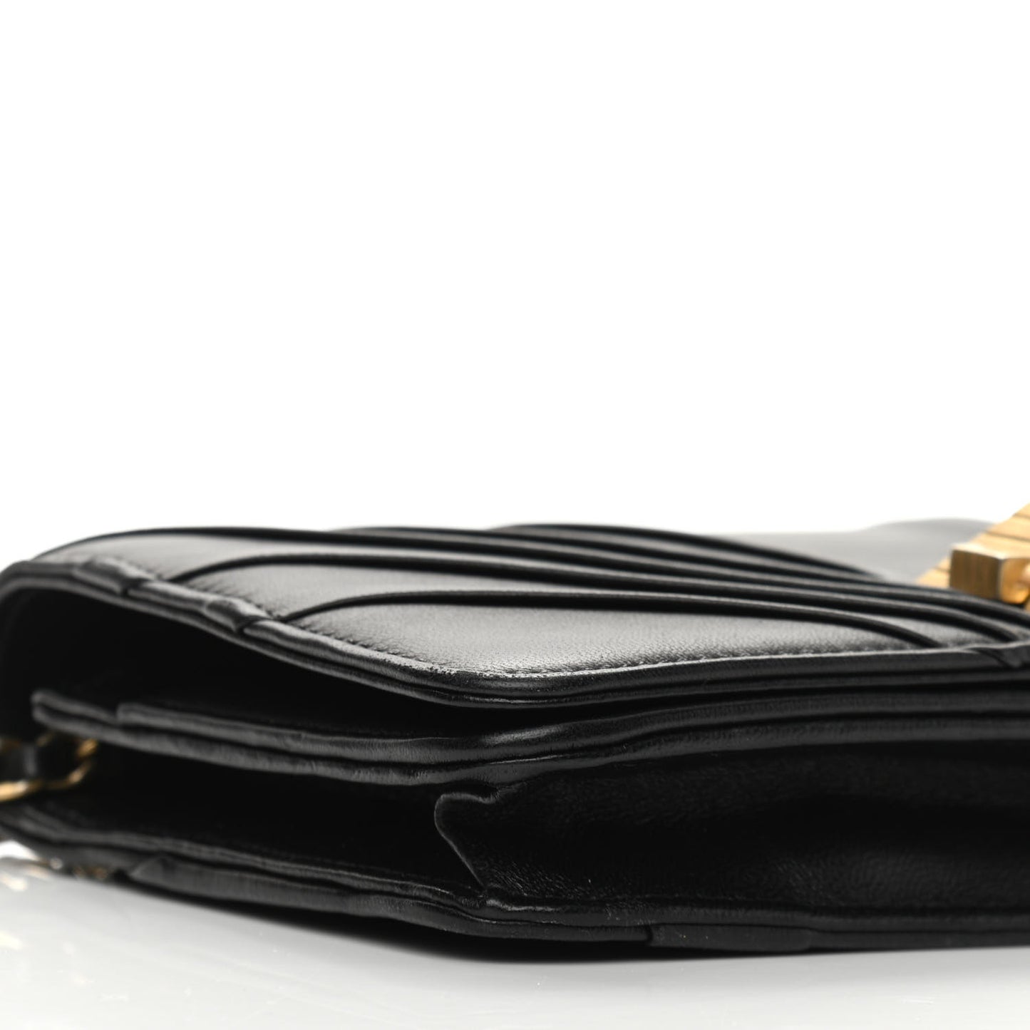 Lambskin Pyramid Wallet On Chain WOC Black