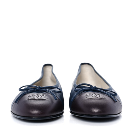 Chanel Lambskin Cap Toe Ballerina Flats 38.5 Dark Navy Marron 2 of 11