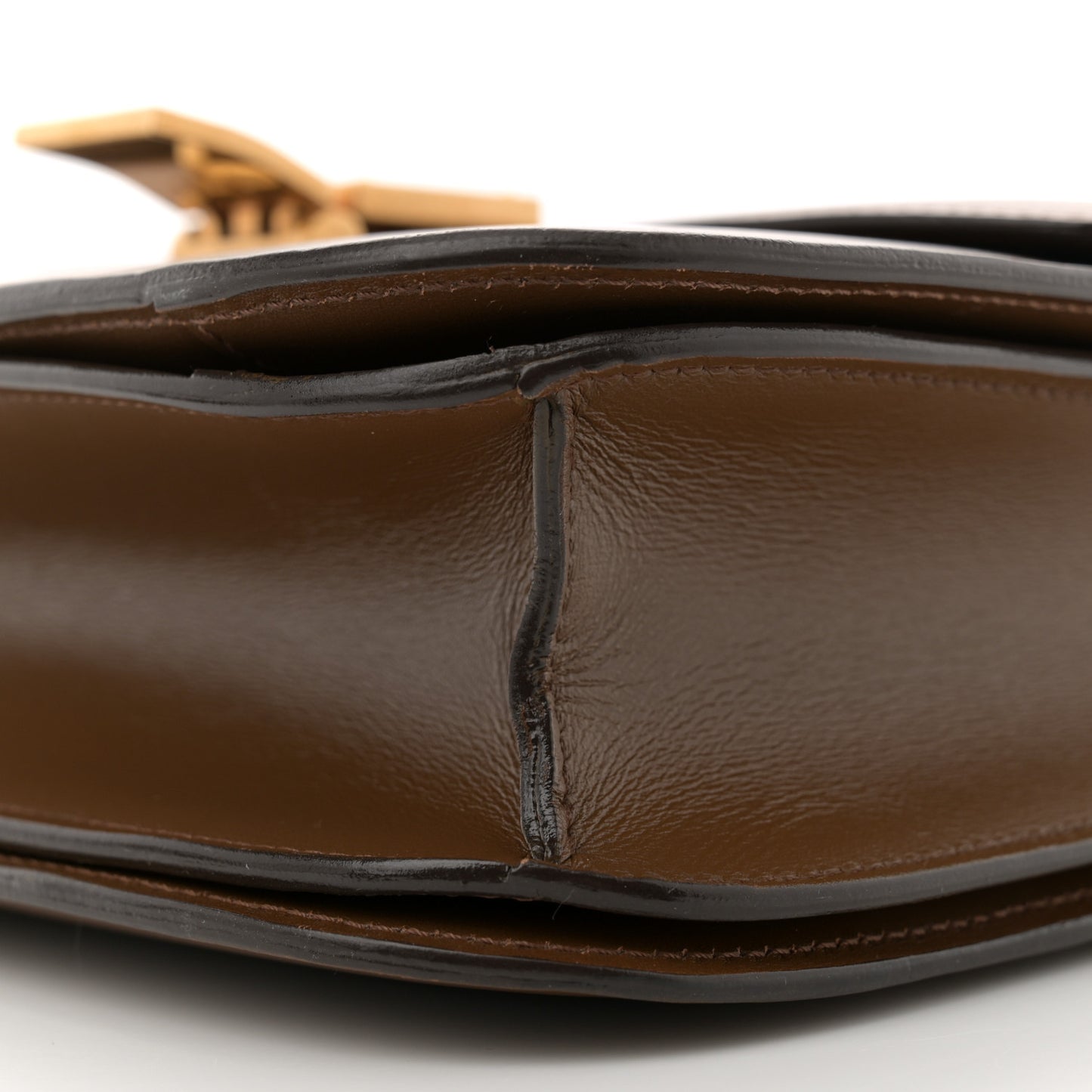 Box Calfskin Medium Classic Box Flap Bag Camel