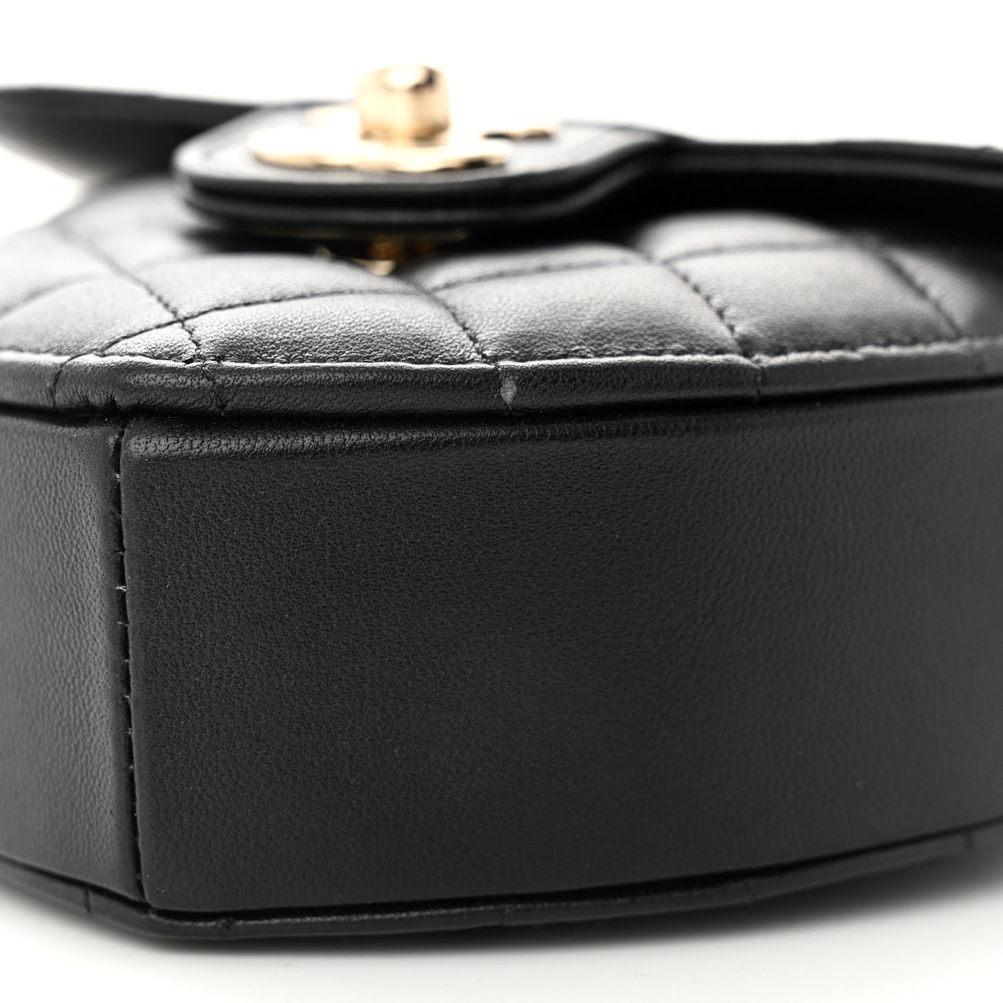 Lambskin Quilted CC In Love Heart Clutch With Chain Black
