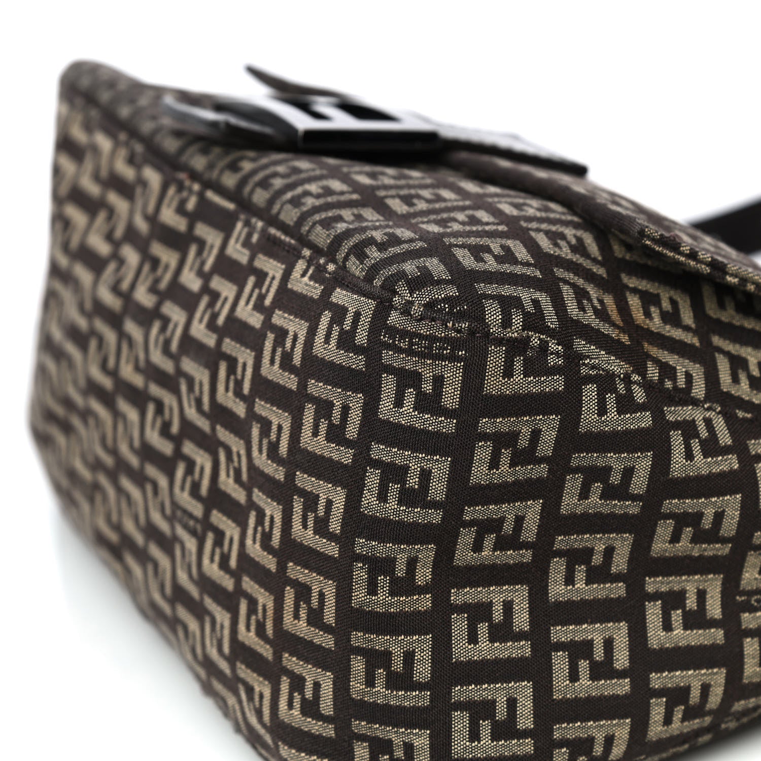 Fendi Zucchino Vitello Mama Baguette Testa di Moro Beige 22 of 26