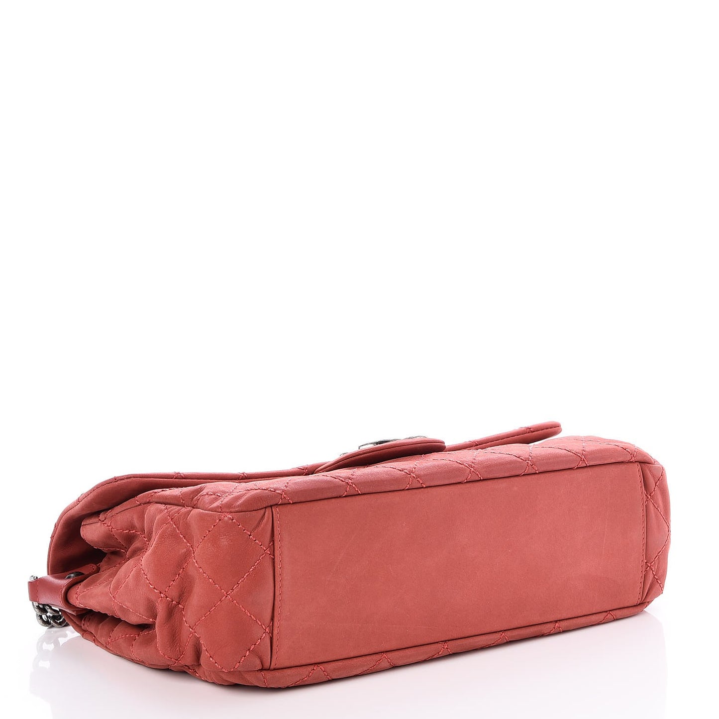 Iridescent Calfskin Large Coco Daily Flap Red