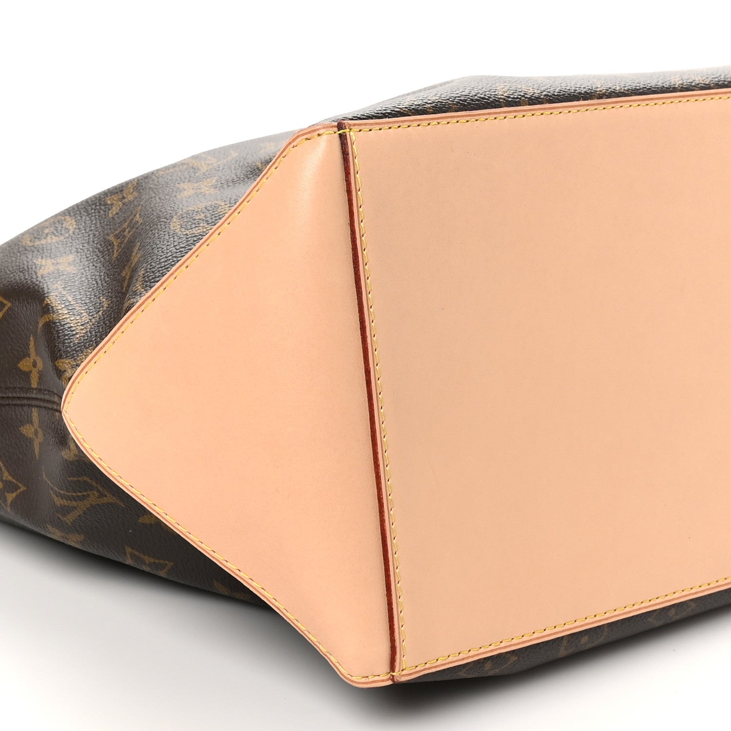 Louis Vuitton Monogram Cabas Mezzo 8 of 9