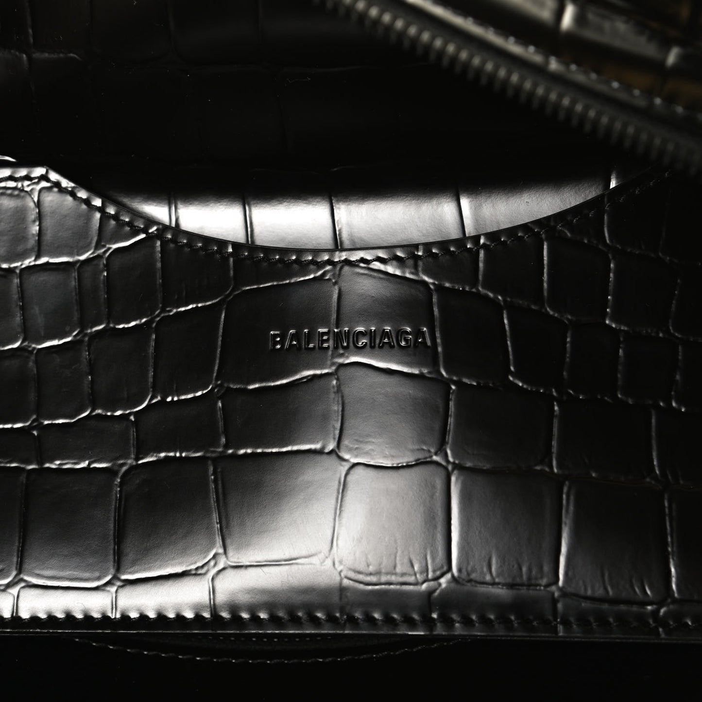 Semi Shiny Calfskin Crocodile Embossed Neo Classic Black Hardware S City Black