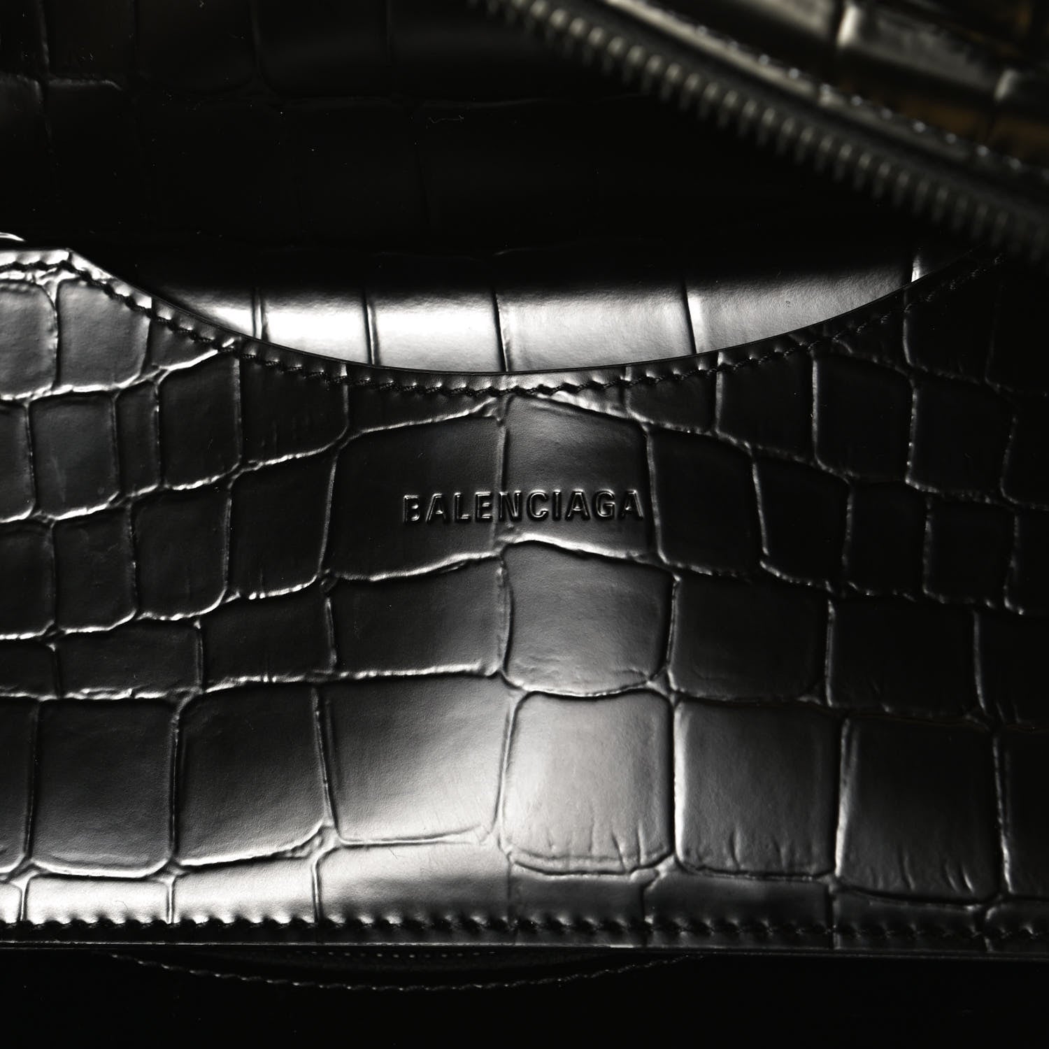 Balenciaga Semi Shiny Calfskin Crocodile Embossed Neo Classic Black Hardware S City Black 6 of 9