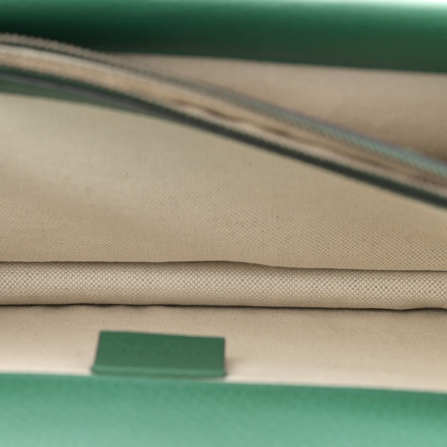 Gucci Pebbled Calfskin Small Dionysus Shoulder Bag Emerald 5 of 12