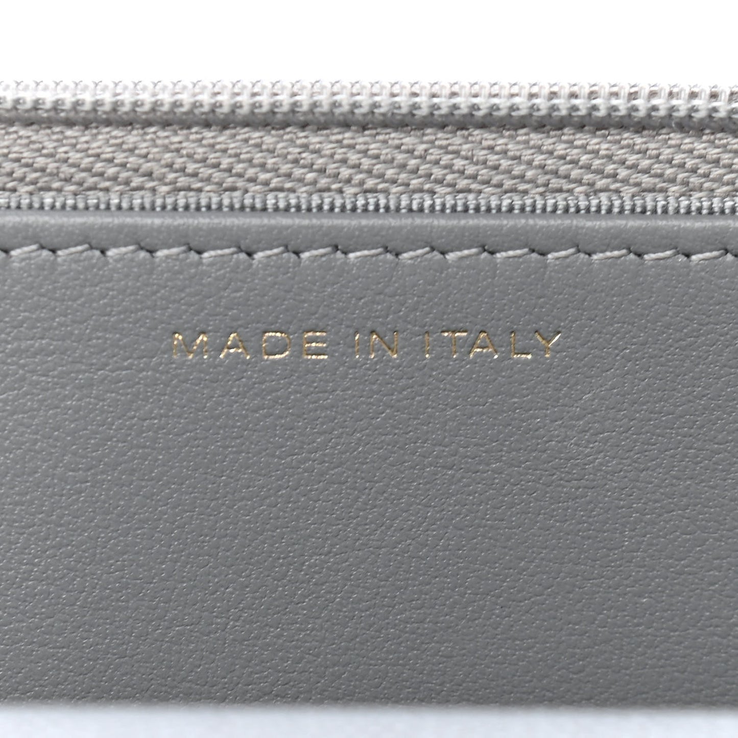 Caviar Quilted Wallet On Chain WOC Grey