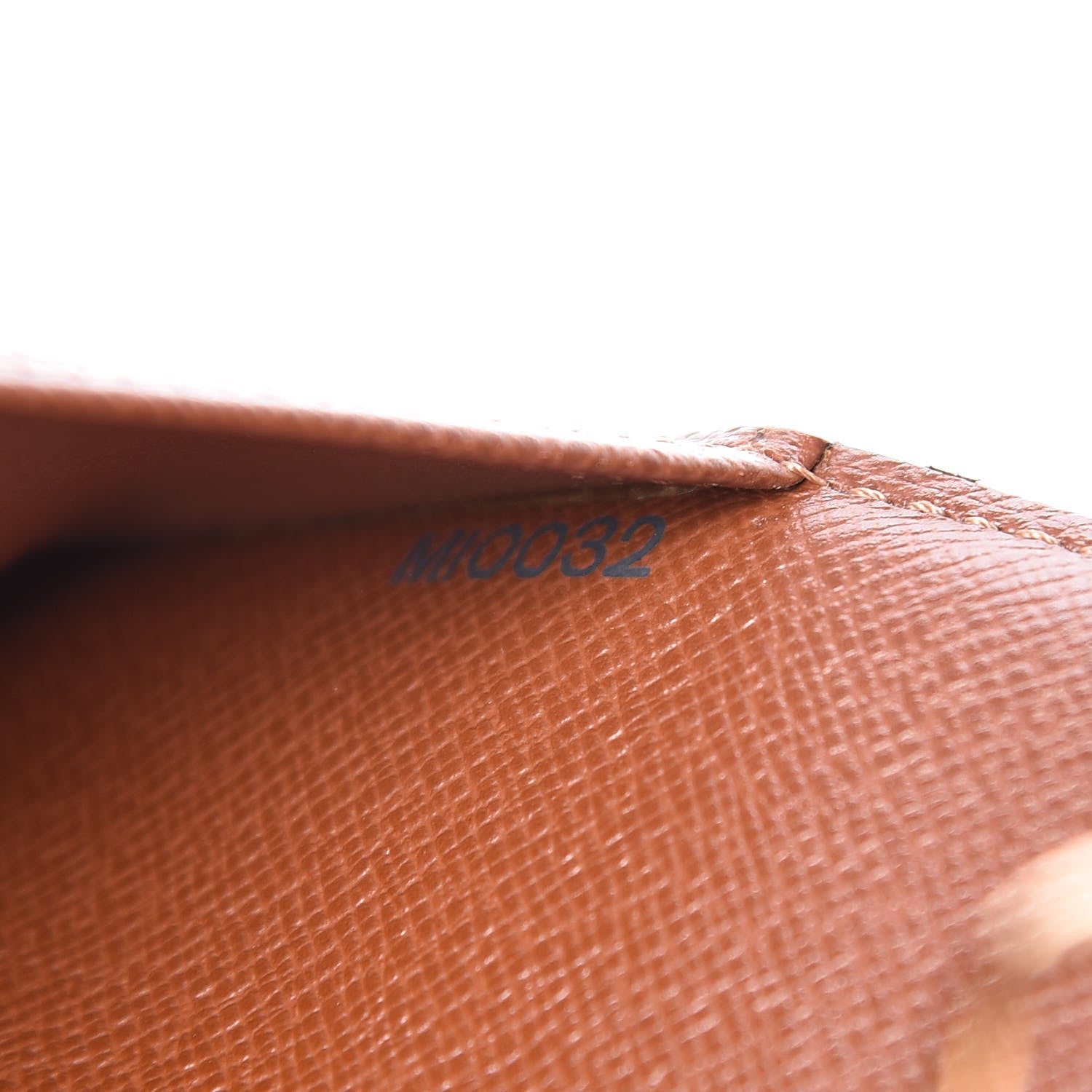 Louis Vuitton Monogram Large Ring Agenda Cover 7 of 8