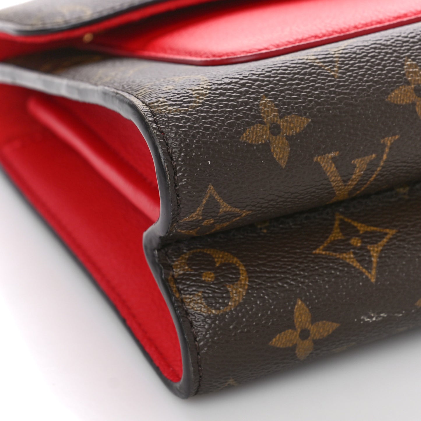 Monogram Victoire Cherry