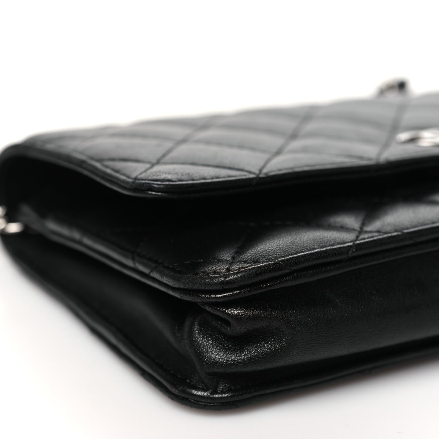 Lambskin Quilted Wallet On Chain WOC Black