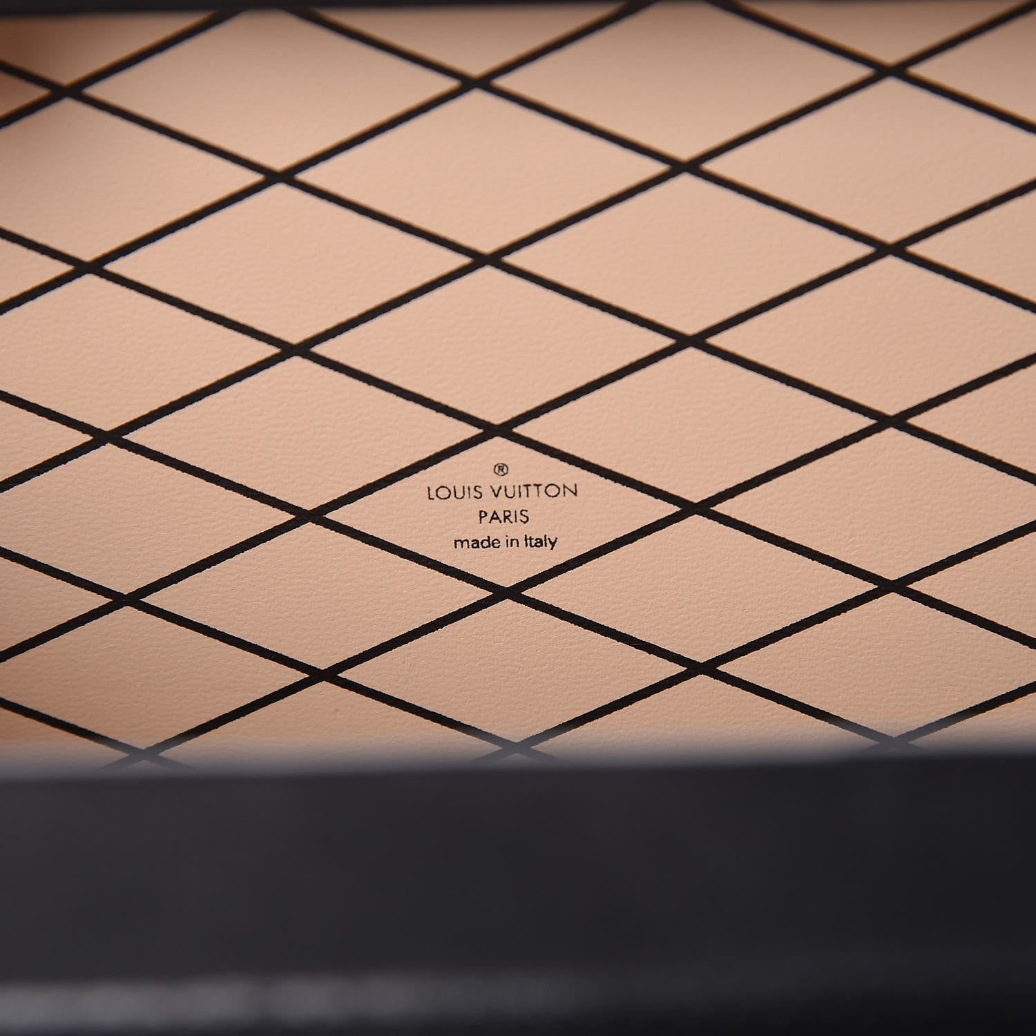 Louis Vuitton Vernis Petite Malle Black 6 of 9