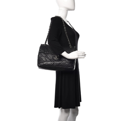 Chanel Caviar Quilted Maxi Single Flap Black 2 of 21