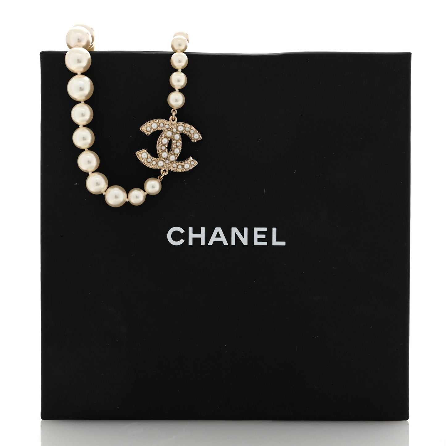 Pearl CC 100th Anniversary Necklace Light Gold