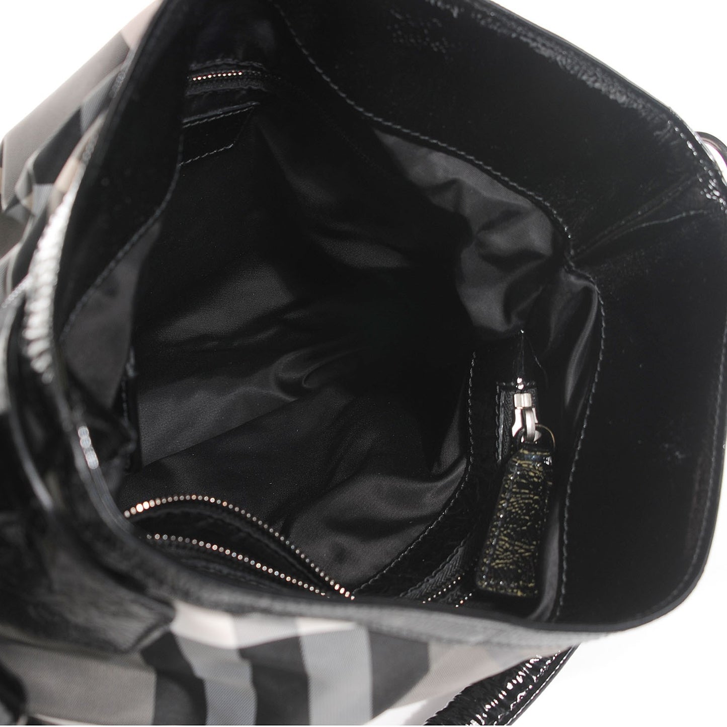 Nylon Beat Check Hobo Black