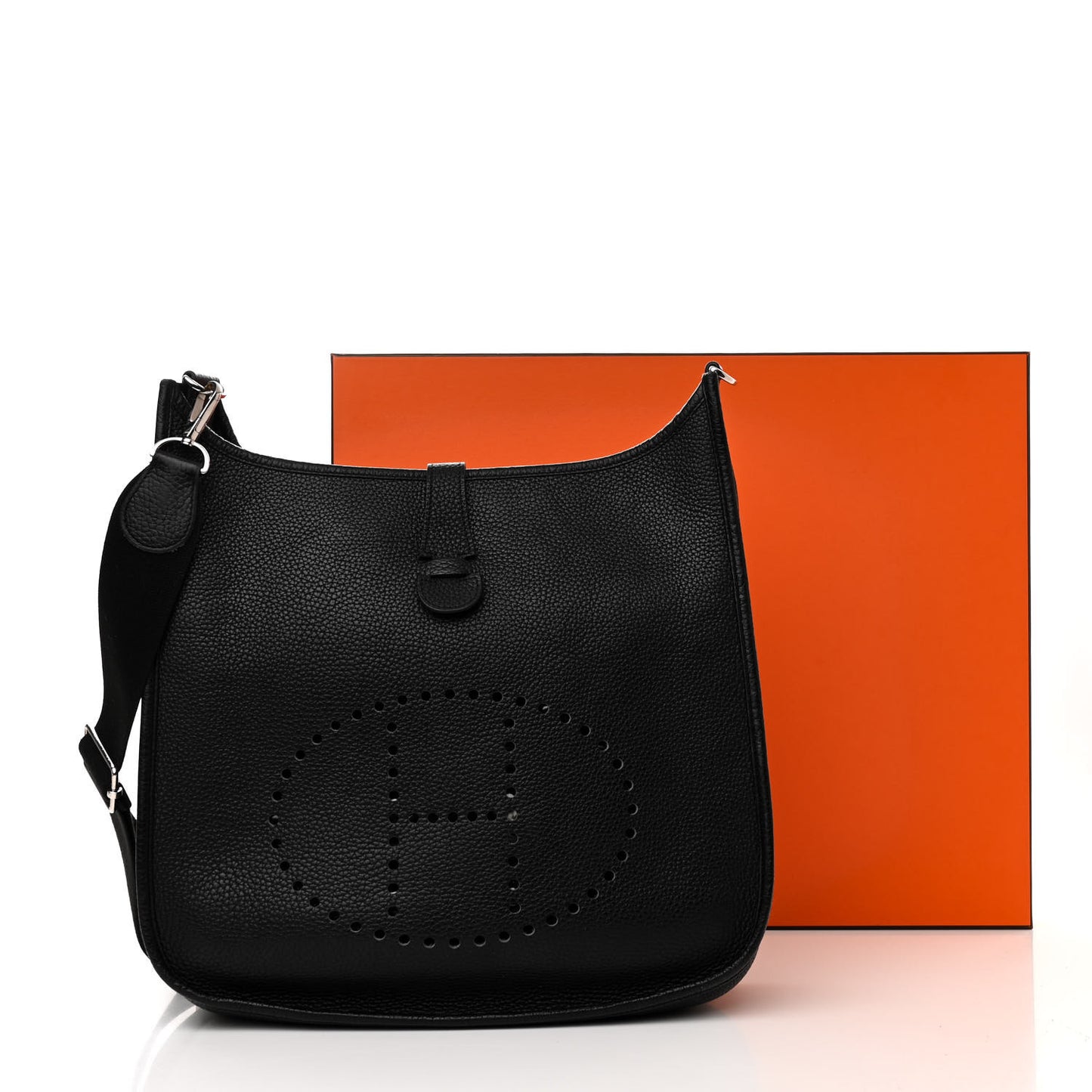Taurillon Clemence Evelyne III Black