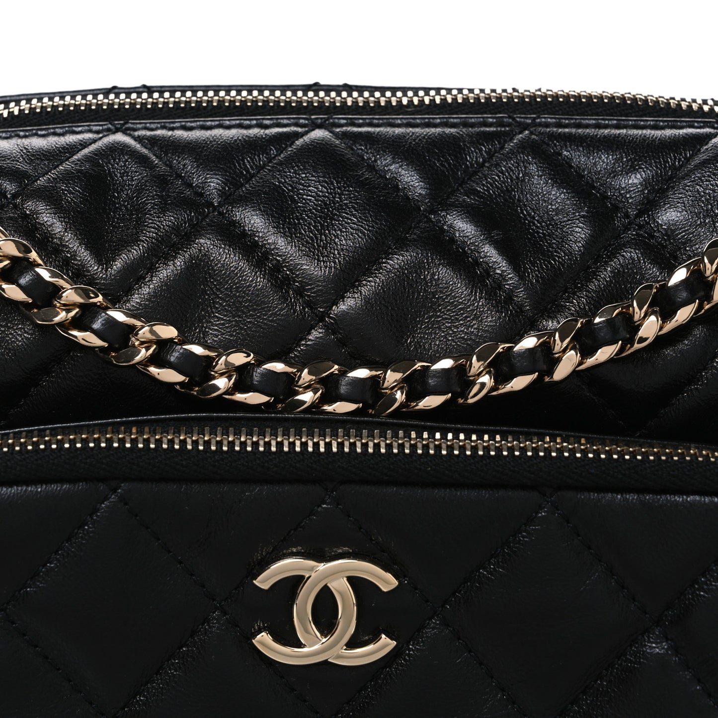Shiny Crumpled Lambskin Quilted Medium Preppy Pocket Camera Case Black