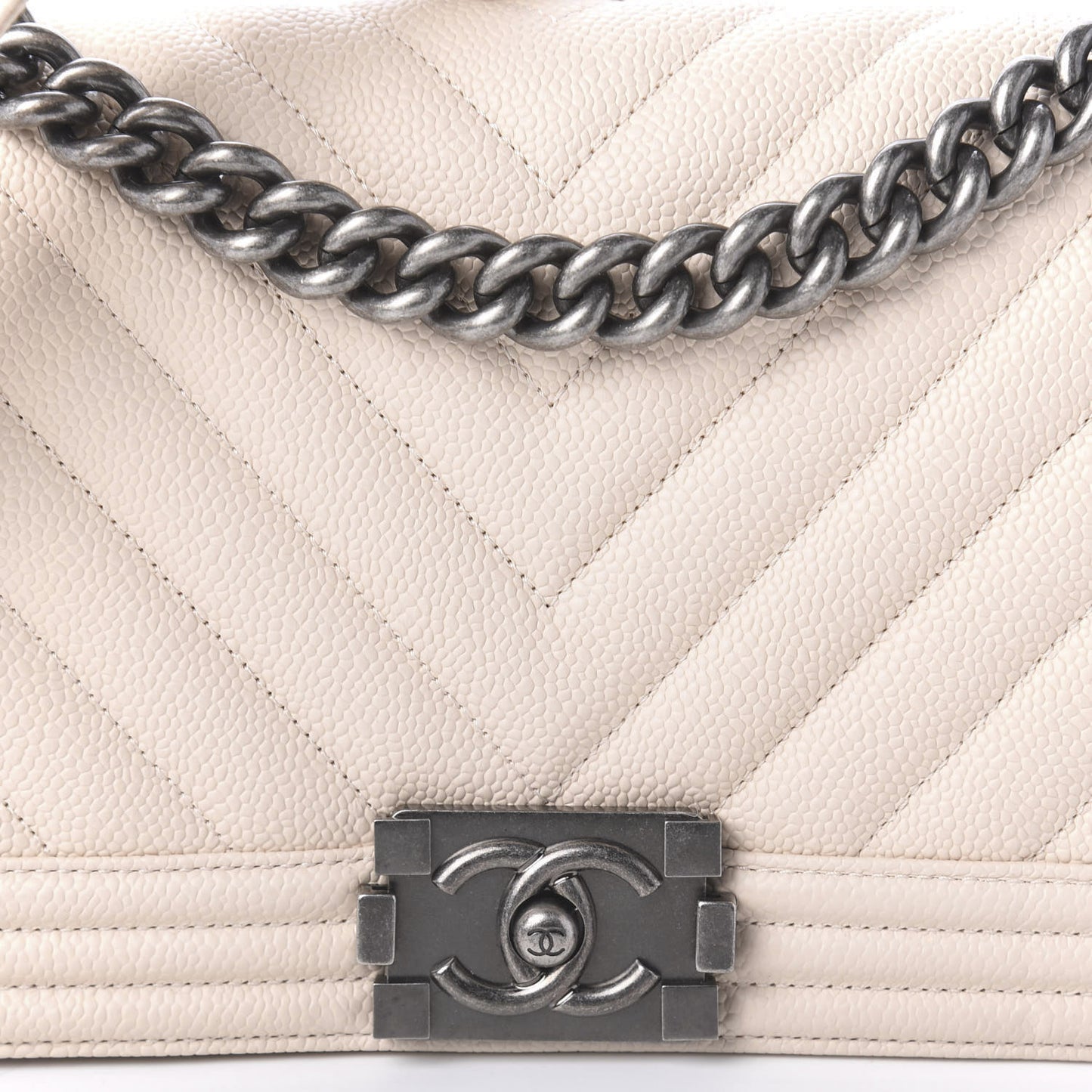 Caviar Chevron Quilted Medium Boy Flap Nude