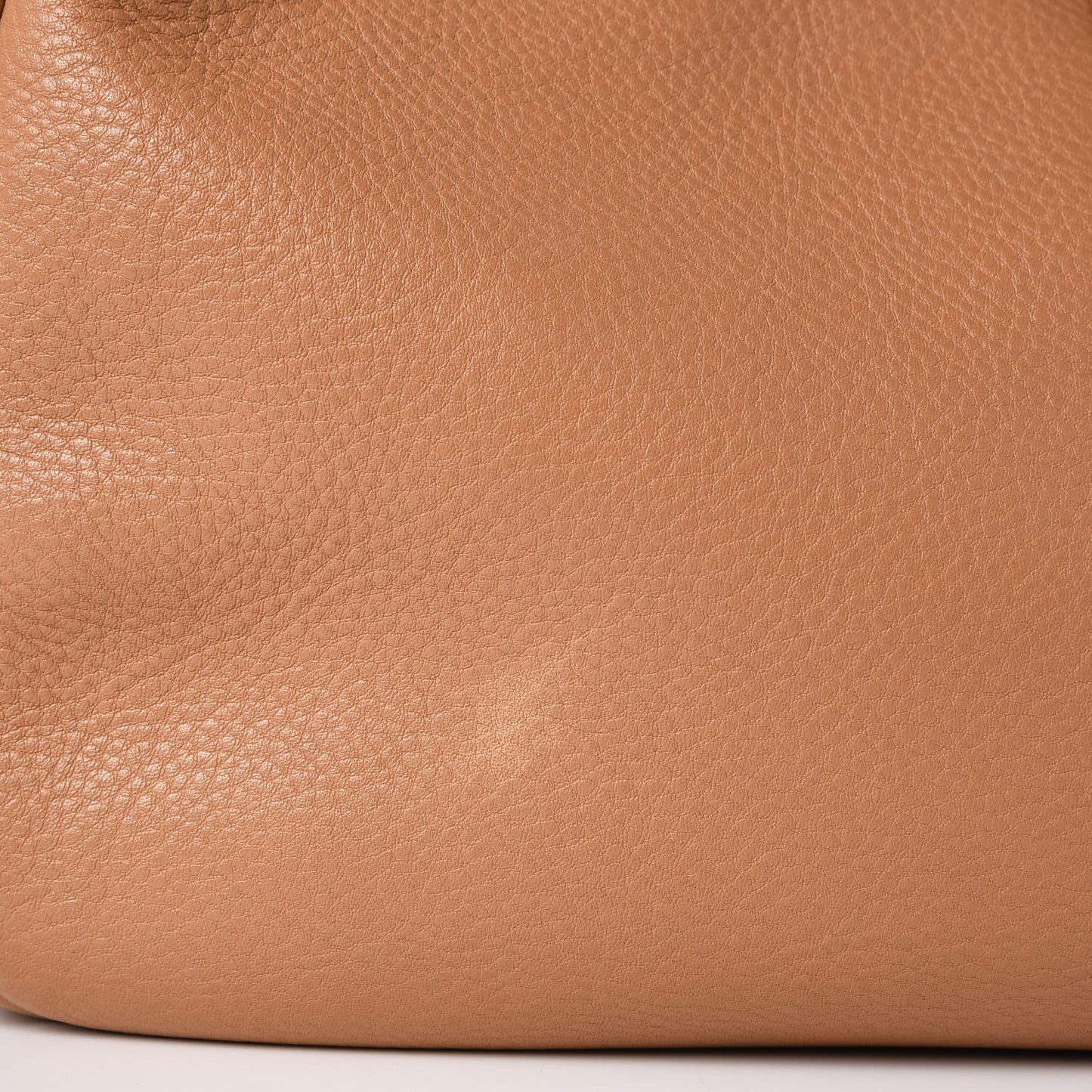 Vitello Daino Hobo Caramel