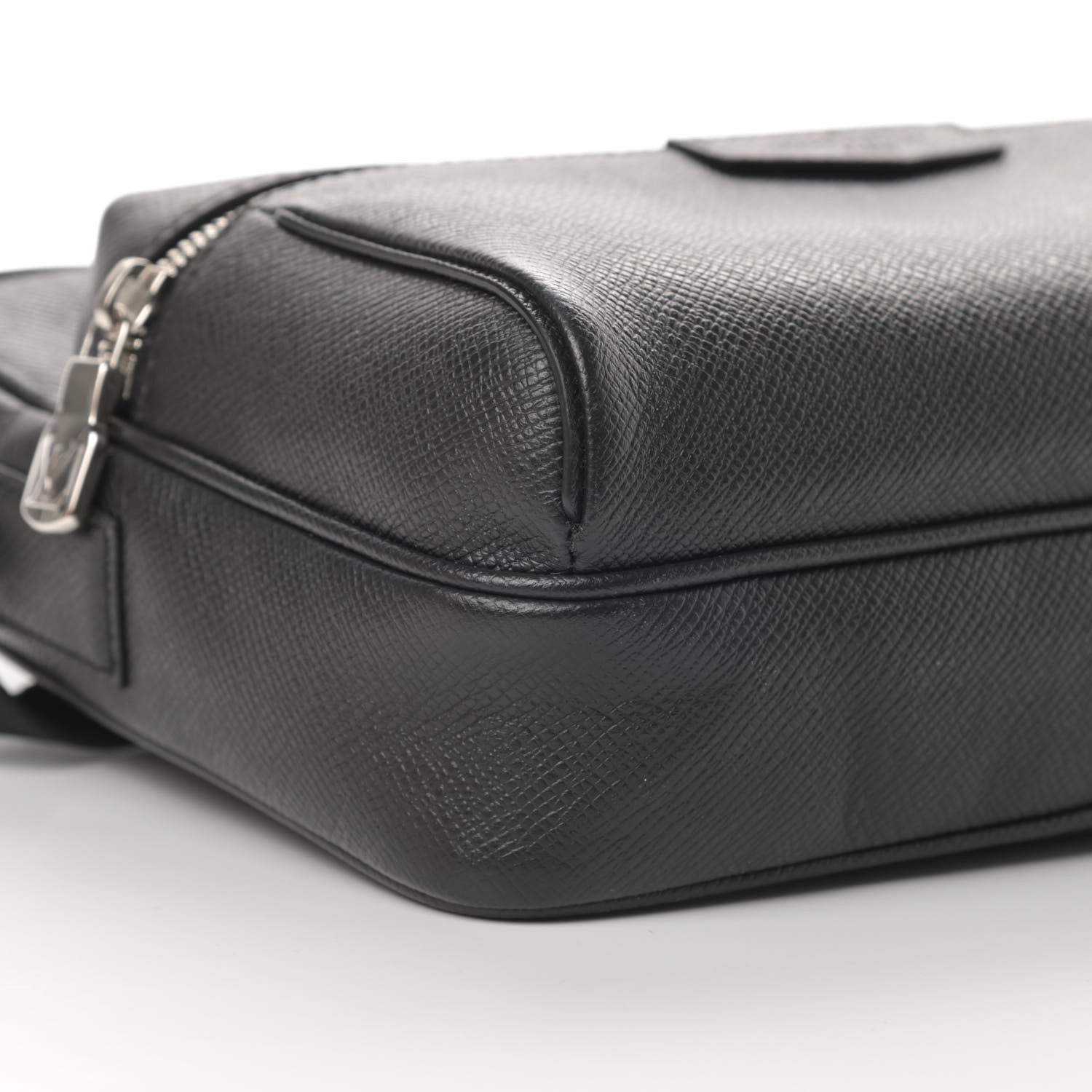 Louis Vuitton Taiga Outdoor Messenger PM Black 9 of 13