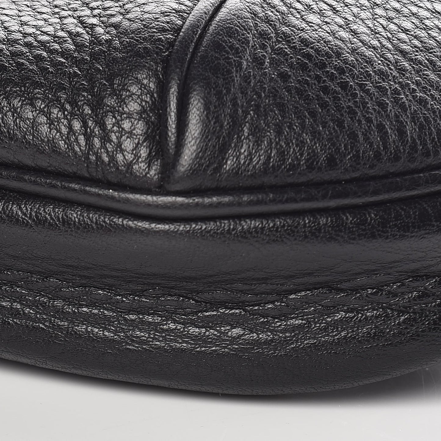 Vitello Daino Small Belt Bag Black
