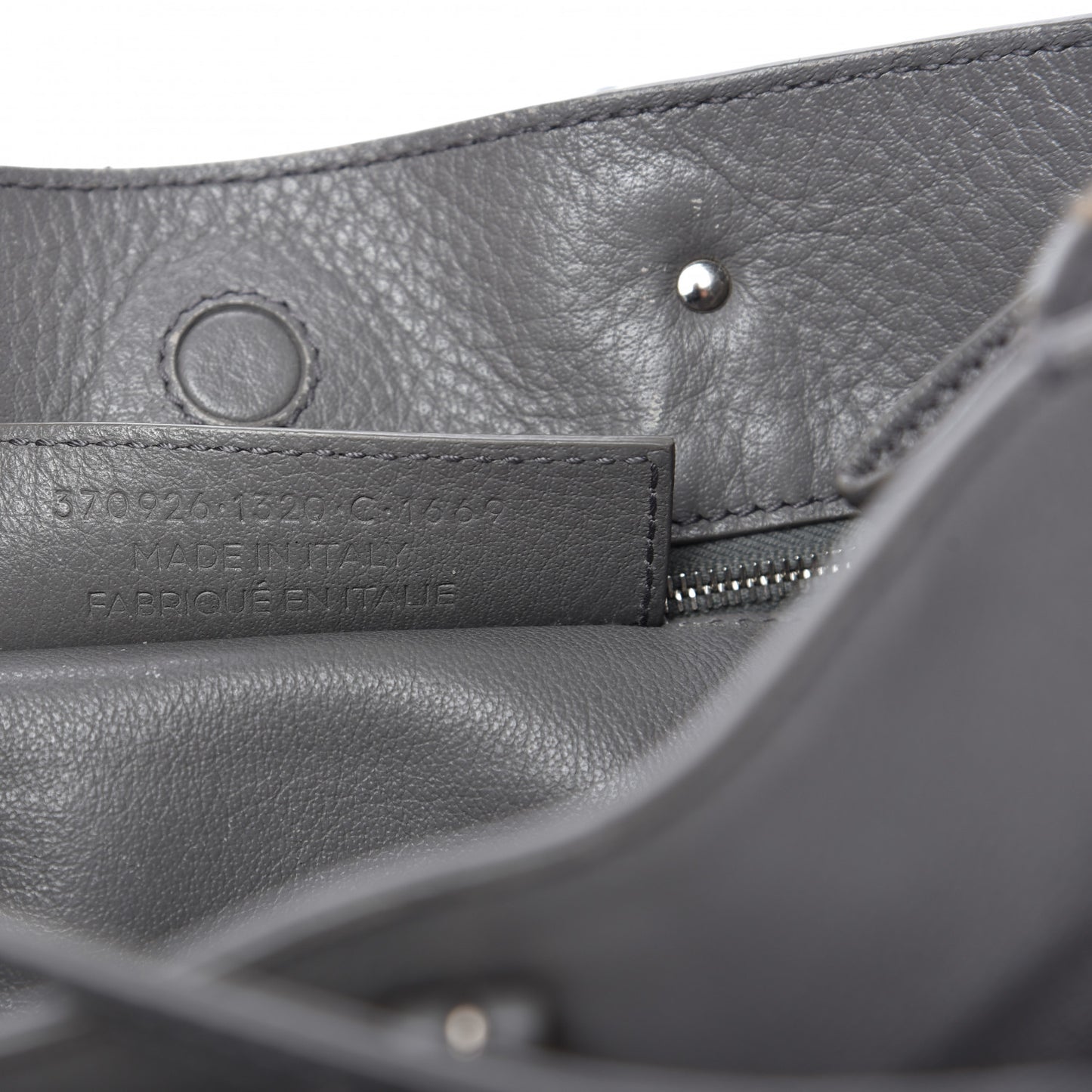 Veau Papier A6 Zip Around Tote Gris Acier