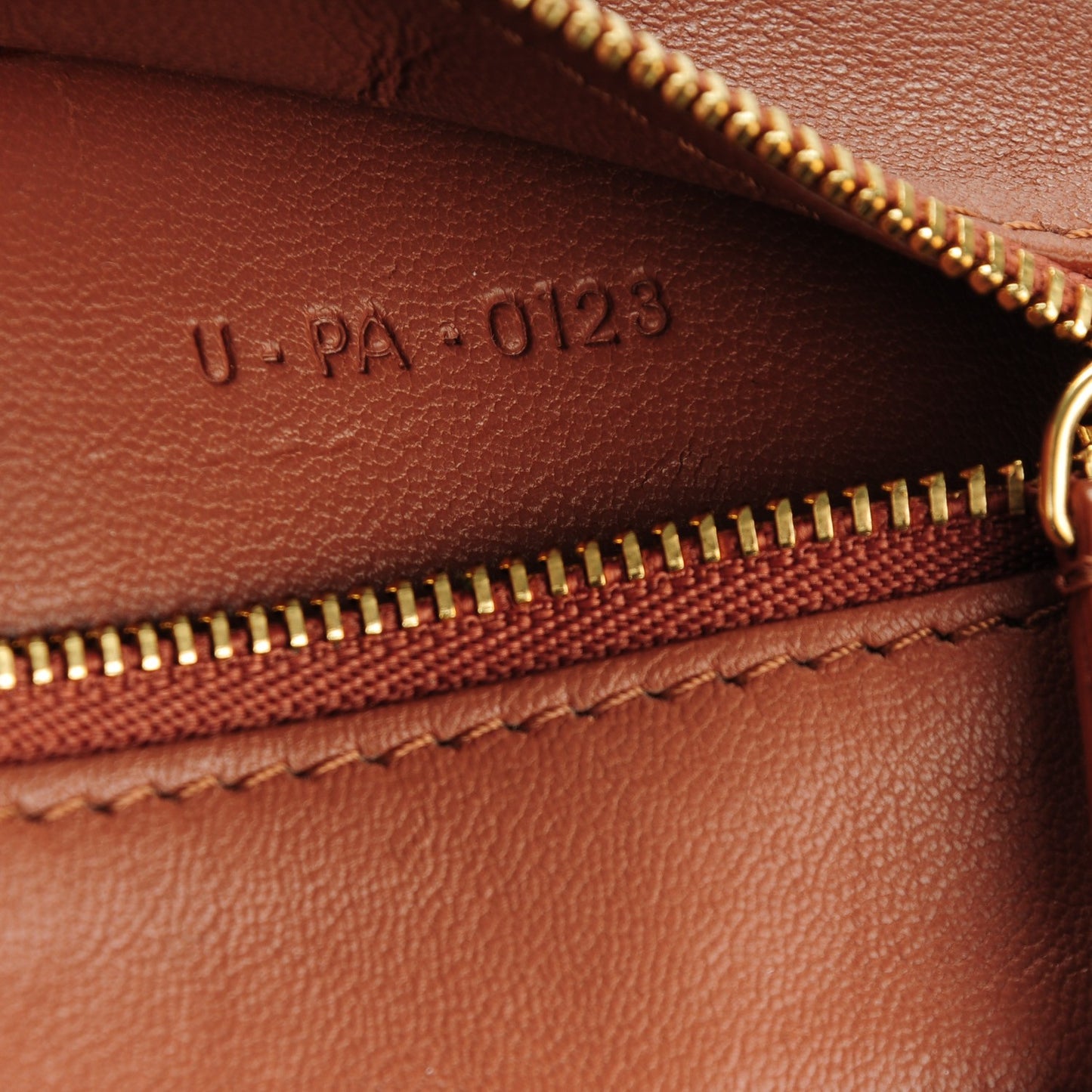 Lambskin Horizontal Cabas Camel