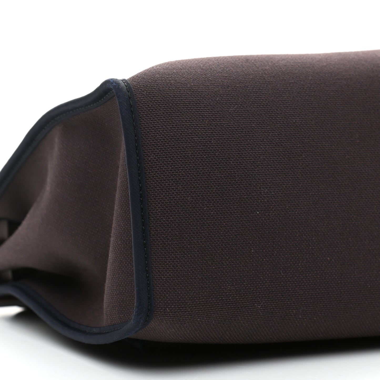Vache Hunter Toile Herbag Zip 31 PM Prune Black Marine