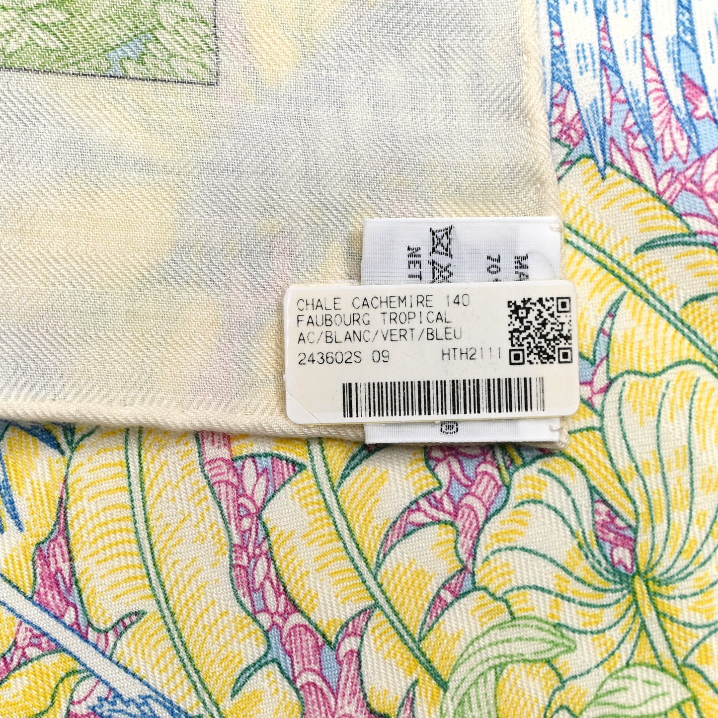Cashmere Silk Faubourg Tropical Shawl 140 White Vert Bleu