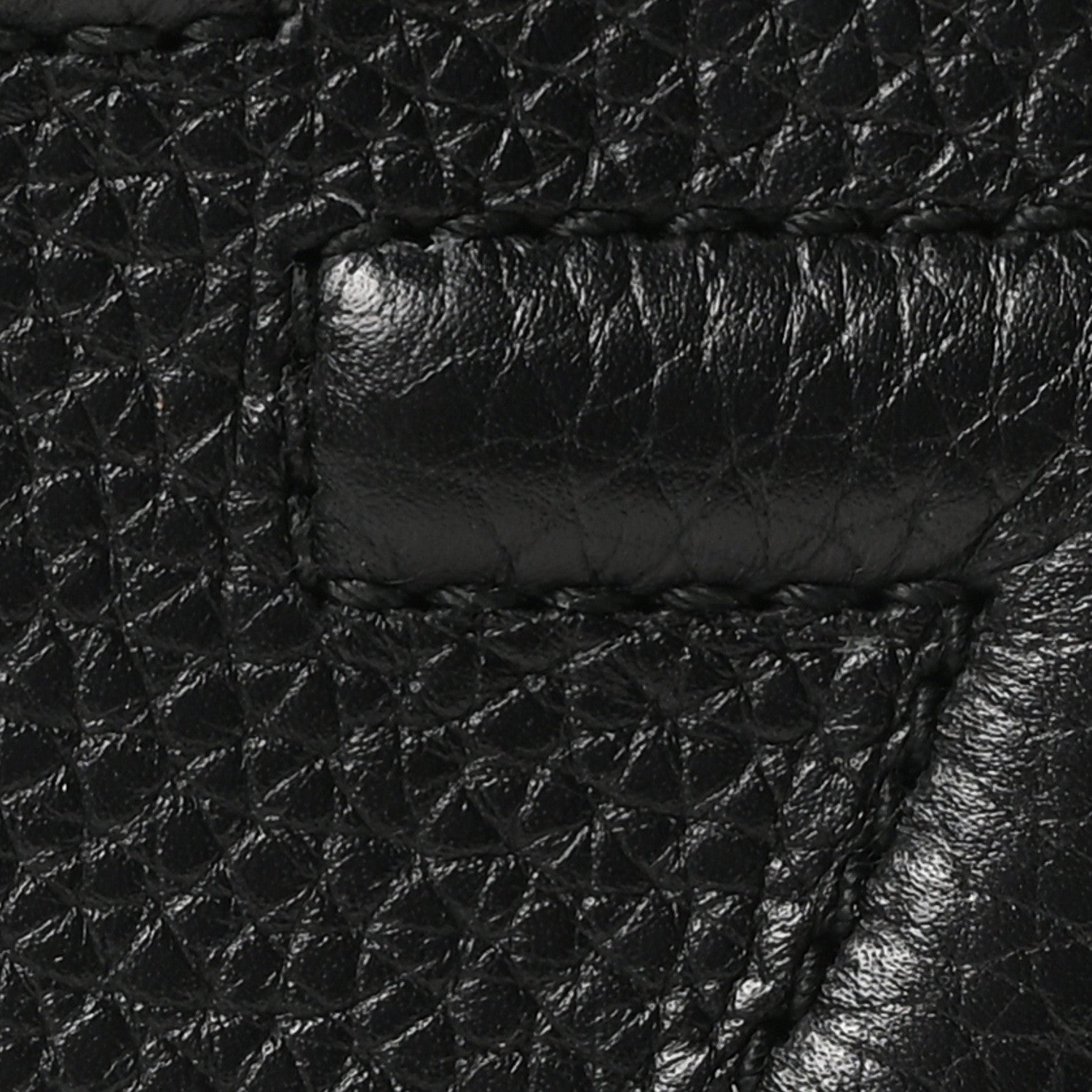 Gucci Pebbled Calfskin Small Soho Disco Bag Black 8 of 10
