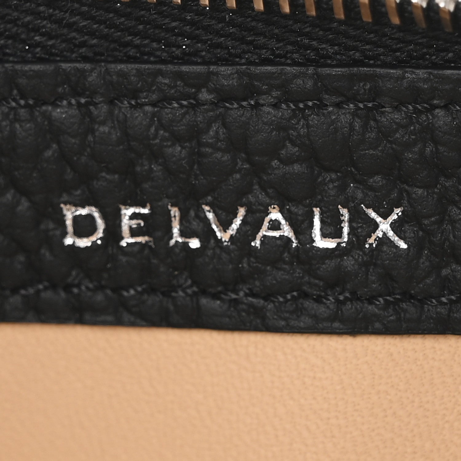 Delvaux Taurillon Soft Pin D Multifonctions Supriquein Black 6 of 8