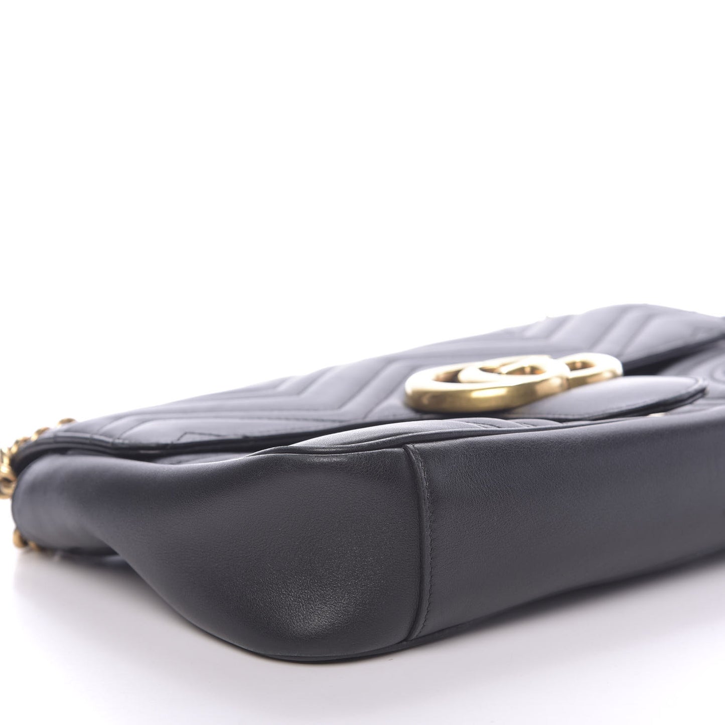 Calfskin Matelasse Medium GG Marmont Shoulder Bag Black