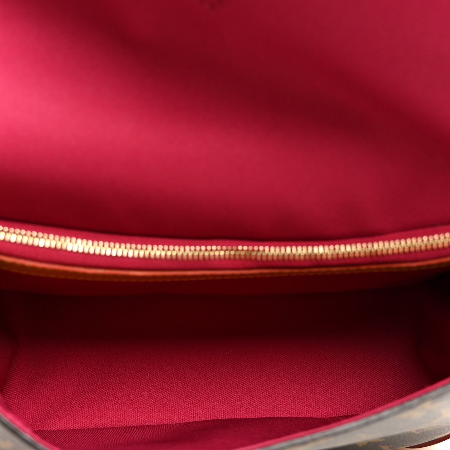 Monogram Diane Fuchsia