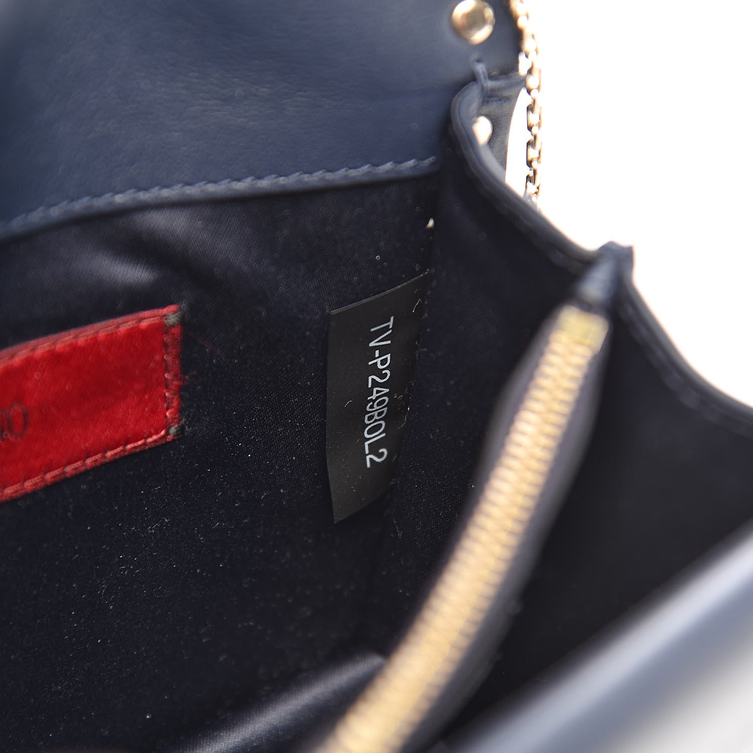 Valentino Garavani Calfskin Rockstud Wallet on Chain Marine 7 of 11