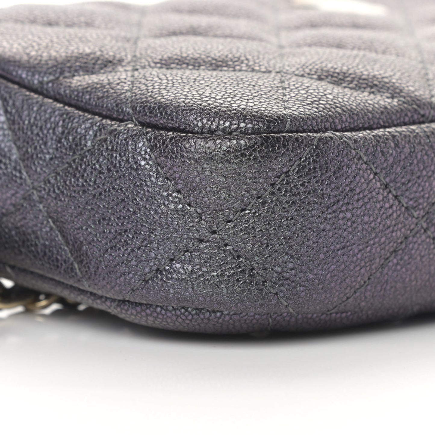 Iridescent Caviar Quilted Small Clutch With Chain Black