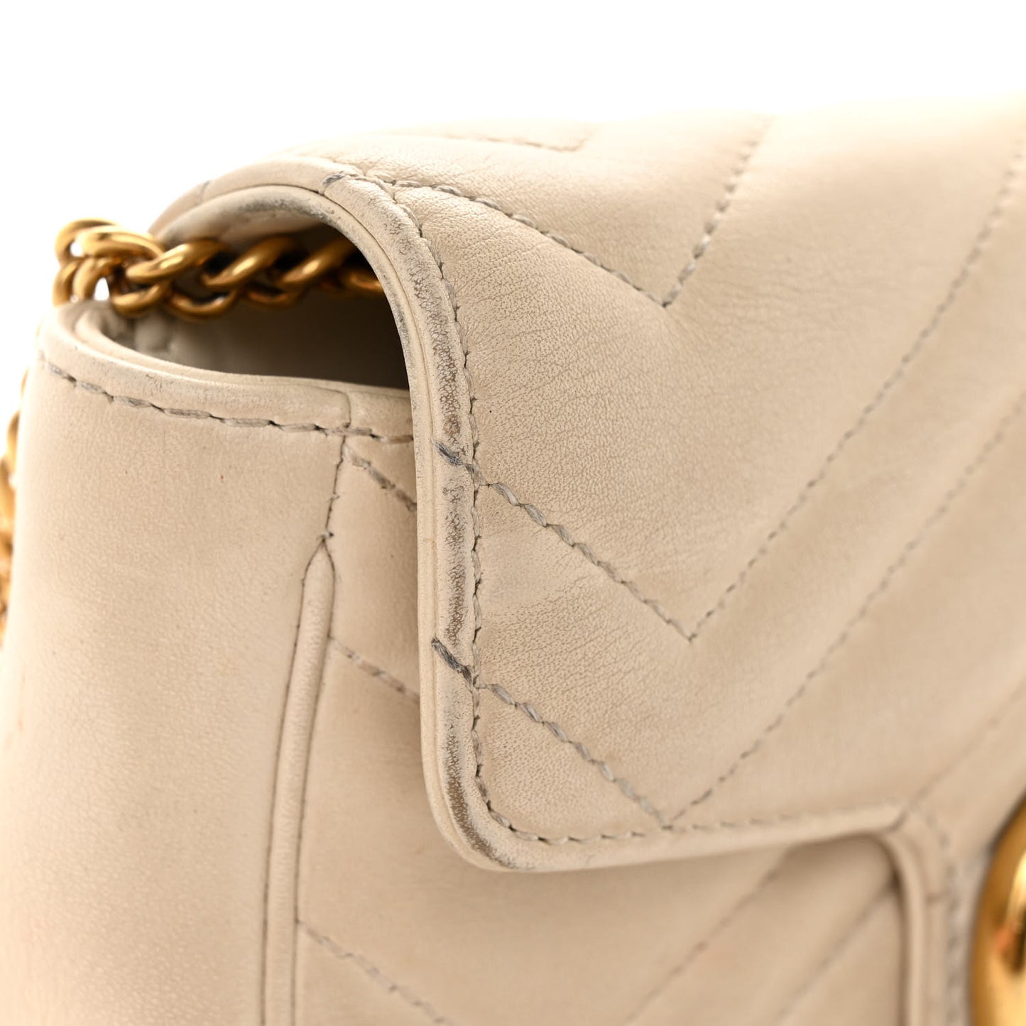 Calfskin Matelasse Super Mini GG Marmont Shoulder Bag White