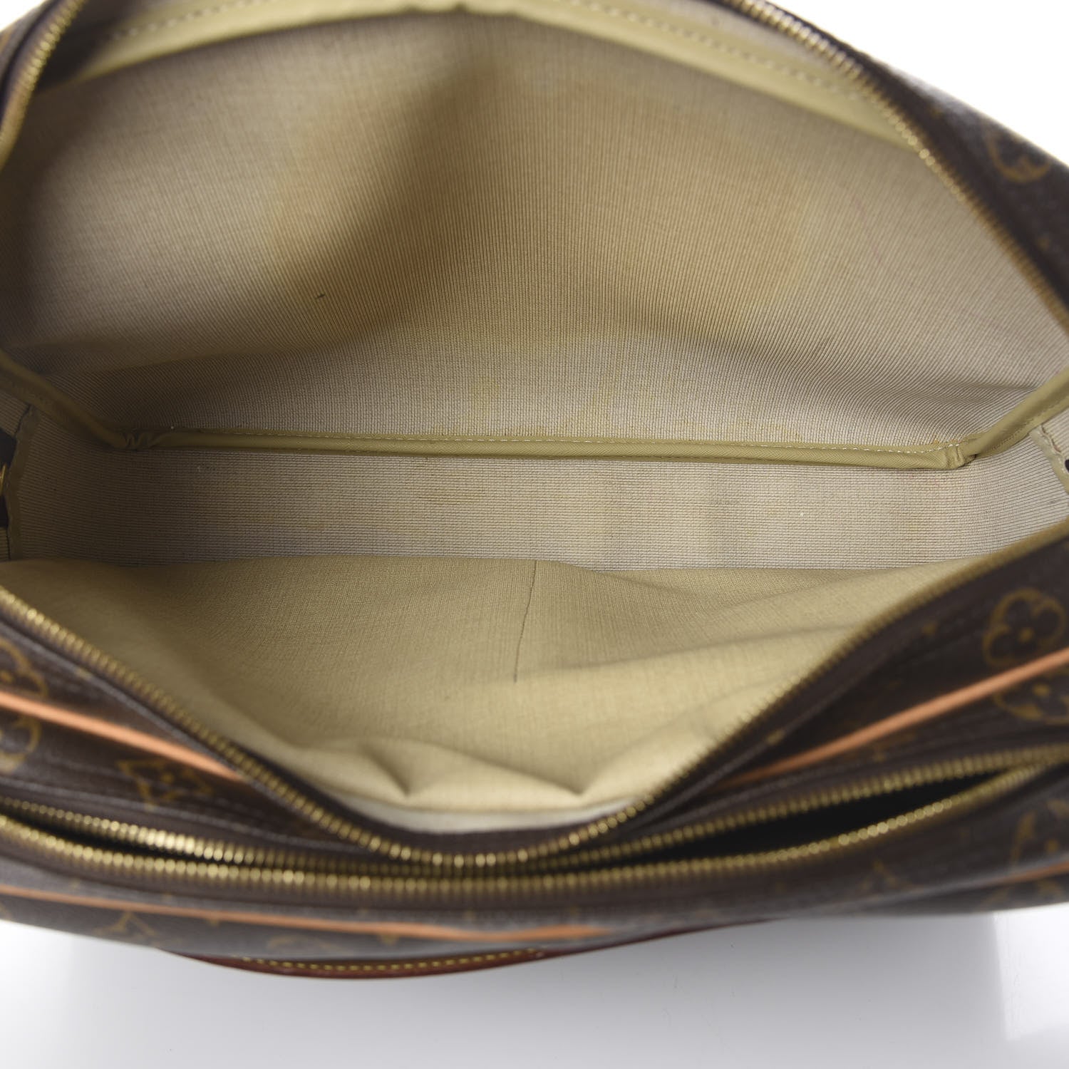 Louis Vuitton Monogram Reporter GM 4 of 9