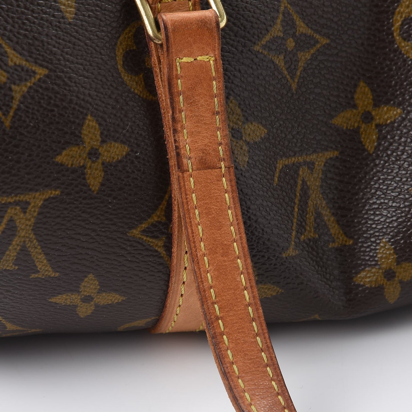 Monogram Papillon 26