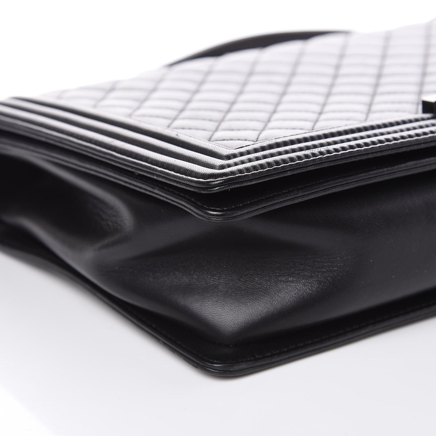 Lambskin Quilted Large Boy Flap Black