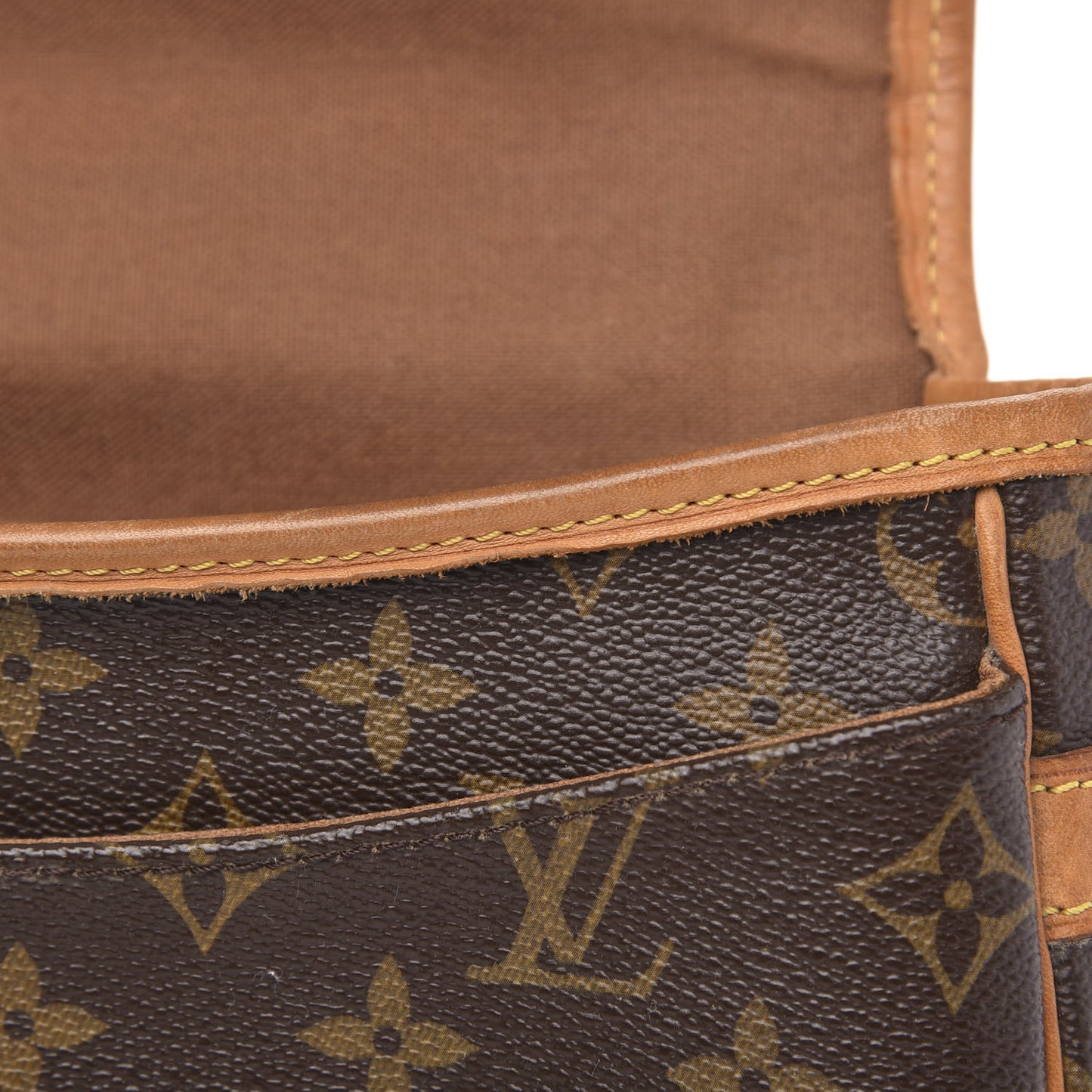 Monogram Sologne