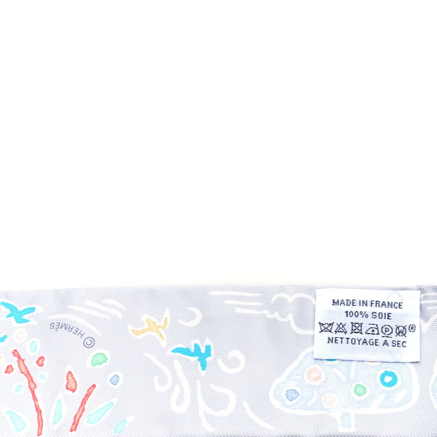Hermes Silk Isola Di Primavera Twilly Gris Perle Grenadine 3 of 3